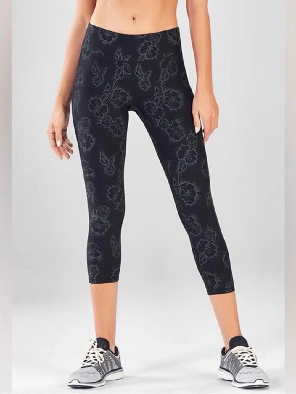 Fabletics Define PowerHold High-Waisted 7/8 Black Outlined Floral Leggings, L - Picture 5 of 10